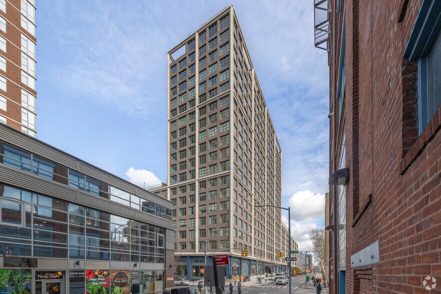 85 Jay St, Brooklyn, NY à louer - Photo de l’immeuble – Image 2 sur 6