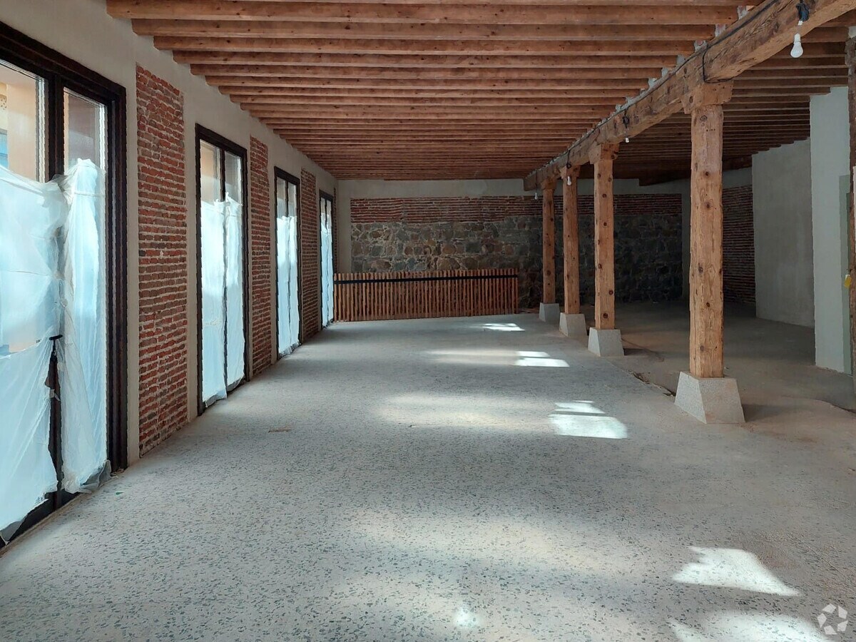 View Photo