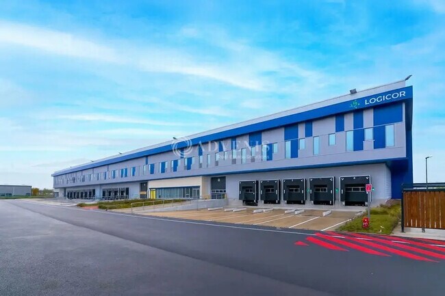 Plus de détails pour Industriel/Logistique à louer