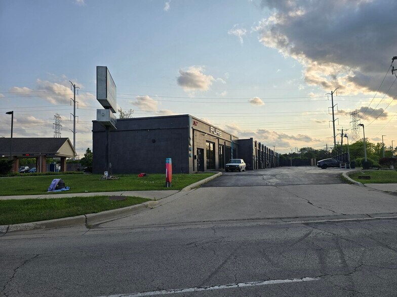 204 Skokie Blvd, Northbrook, IL à vendre - Photo de l’immeuble – Image 3 sur 21