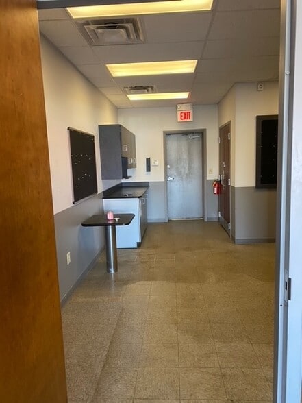 1195 E Markland Ave, Kokomo, IN à louer - Photo intérieure – Image 1 sur 1