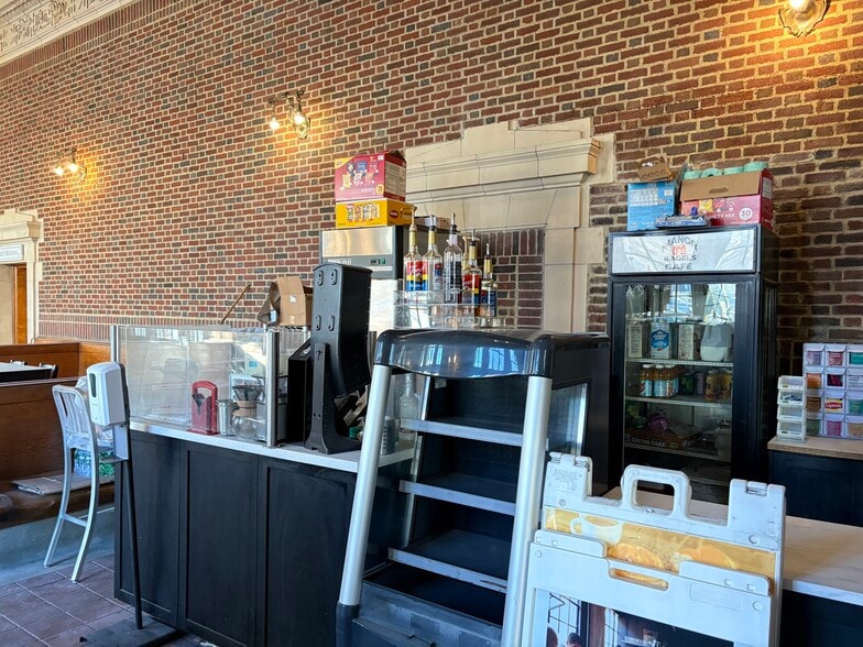 5 Buena Vista Ave, Yonkers, NY à louer - Photo intérieure – Image 2 sur 9