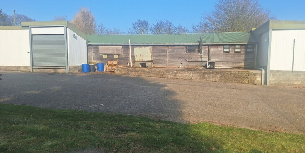 Dalton Ln, Roos à louer - Photo de l’immeuble – Image 3 sur 3