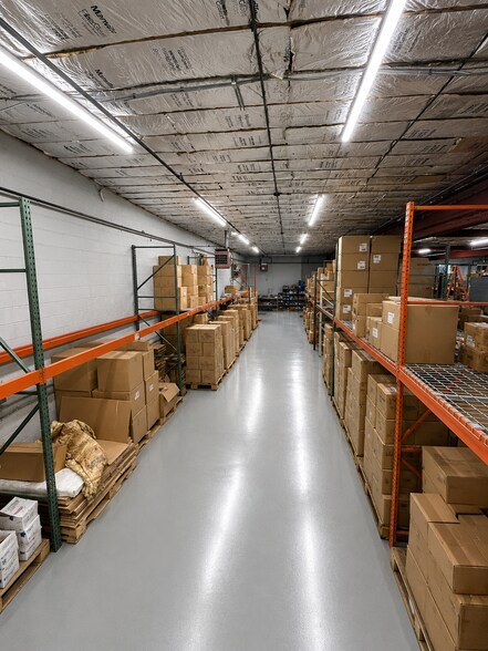 204 Columbus Ave, Roselle, NJ à louer - Photo de l’immeuble – Image 3 sur 6