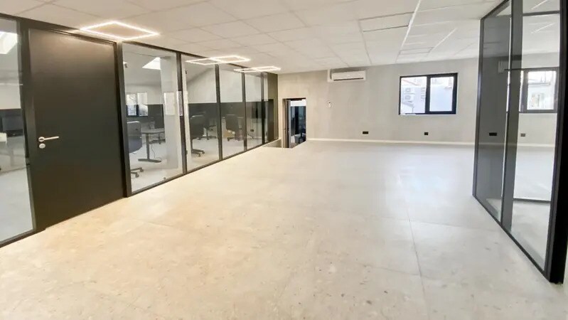 Rue Auguste Franchot, Choisy-le-Roi à vendre - Photo de l’immeuble – Image 3 sur 4