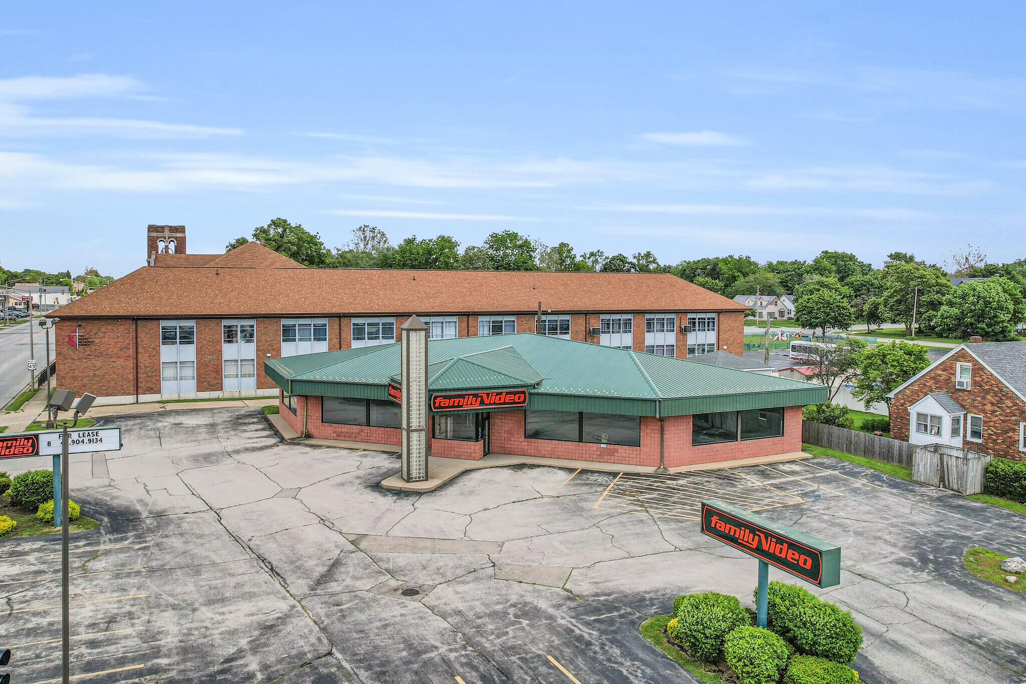 301 E Champaign Ave, Rantoul, IL à louer Photo de l’immeuble– Image 1 sur 17