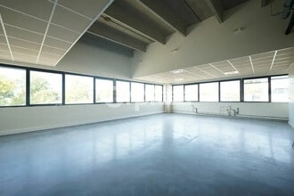 10 D Rue Des Rosiéristes, Champagne-au-Mont-d'Or à louer Photo intérieure– Image 1 sur 12