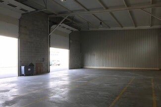 Plus de détails pour Local d'activités à louer