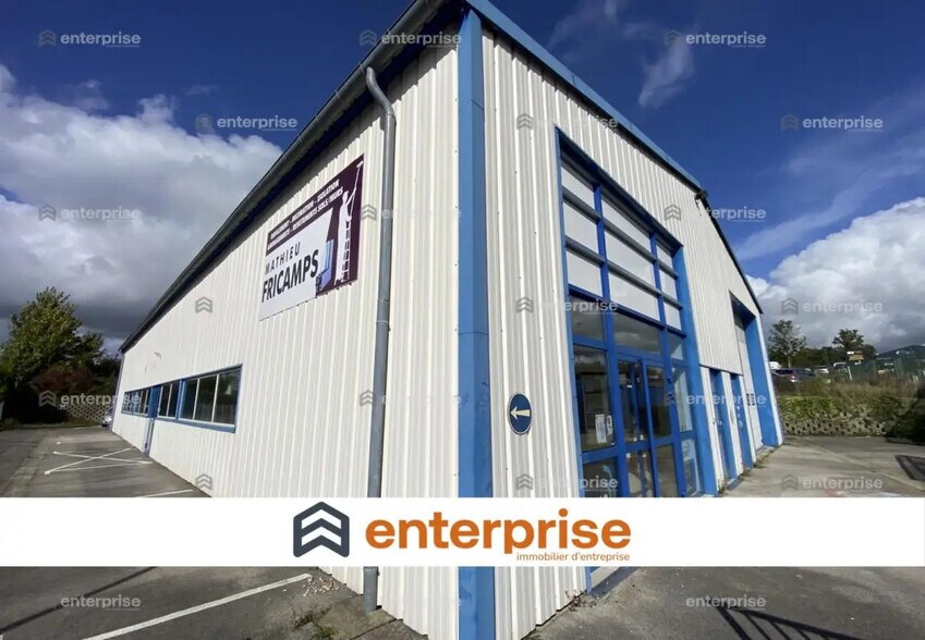 Local d'activités dans Troissereux à vendre - Photo de l’immeuble – Image 1 sur 9