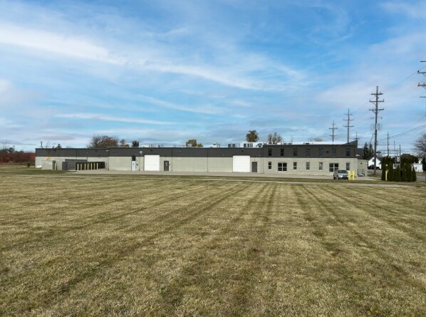 244 S Court St, Lapeer, MI à vendre Photo principale– Image 1 sur 13