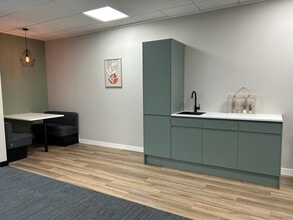 950 Great West Rd, Brentford à louer Photo intérieure– Image 2 sur 9