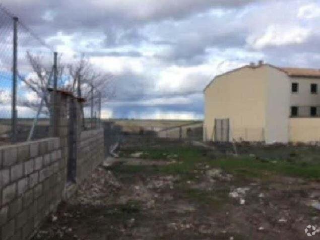 Terrain dans Trijueque, Guadalajara à vendre - Photo principale – Image 1 sur 2