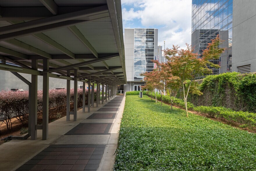 City Centre portefeuille de 2 biens à vendre sur LoopNet.fr - Photo de l’immeuble – Image 3 sur 10