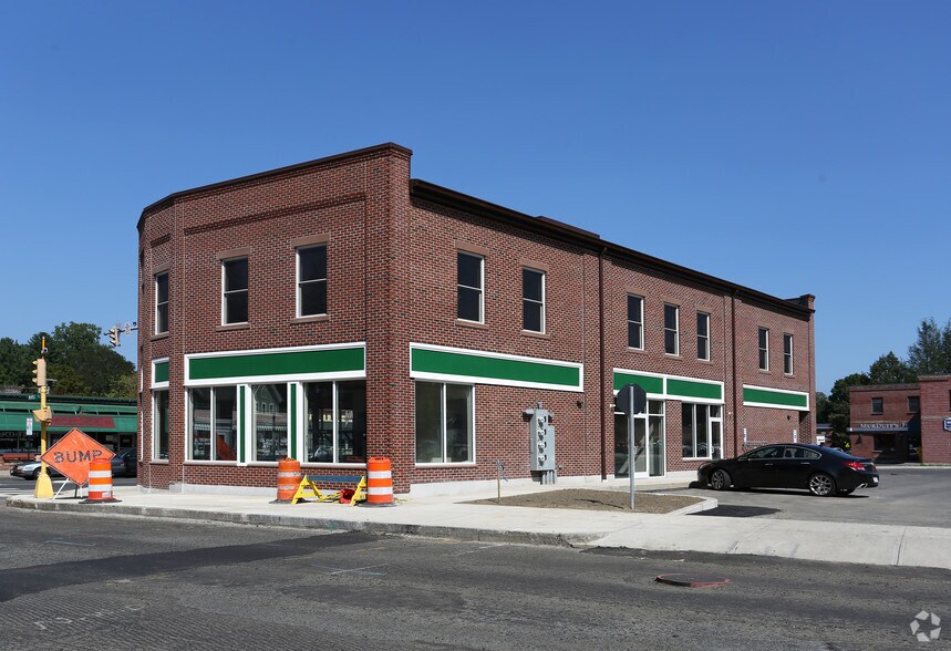 100 Main St, Northampton, MA à louer - Photo de l’immeuble – Image 2 sur 8