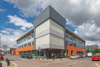 Plus de détails pour 154-180 Crown St, Glasgow - Spécialisé à vendre