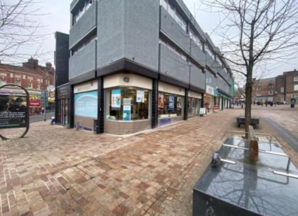 1-15 Piccadilly Arcade, Stoke On Trent à louer Photo de l’immeuble– Image 1 sur 2