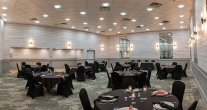 4311 49 Ave, Red Deer, AB à louer Photo intérieure– Image 1 sur 1