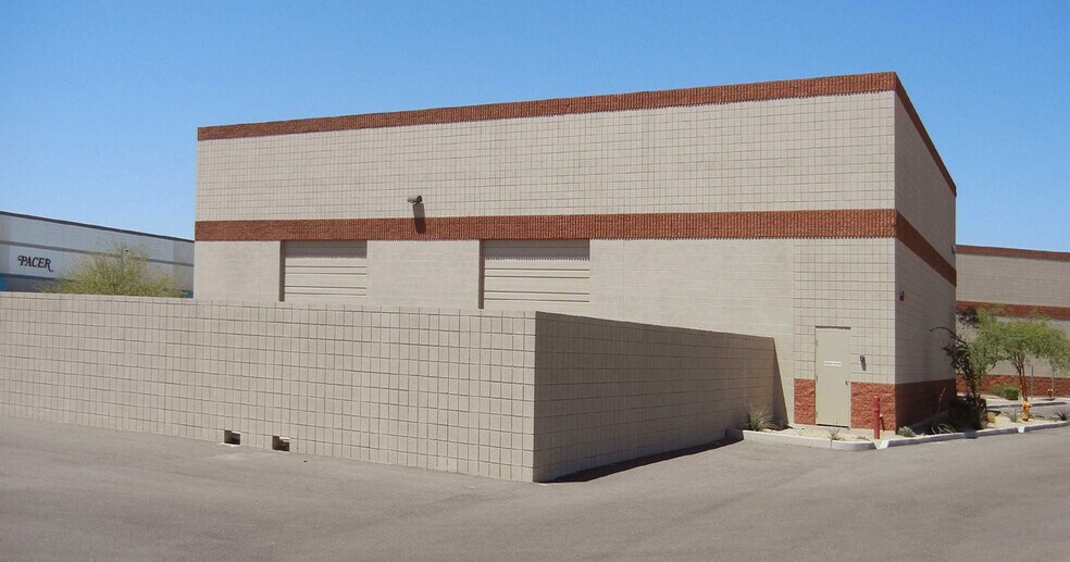 3225-3245 N Nevada St, Chandler, AZ à louer - Photo de l’immeuble – Image 2 sur 5