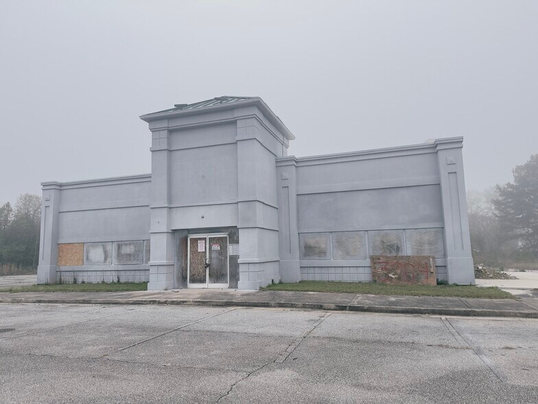 3964 River Place Dr, Macon-Bibb, GA à vendre - Photo de l’immeuble – Image 2 sur 11