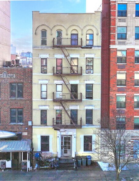 422 E 161st St, Bronx, NY à vendre - Photo de l’immeuble – Image 1 sur 1