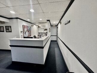 Plus de détails pour 40 E Putnam Ave, Cos Cob, CT - Médical à louer