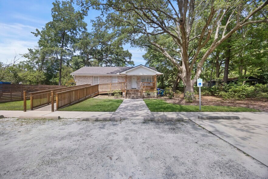 1817 Pineland Dr, Johns Island, SC à vendre - Photo de l’immeuble – Image 2 sur 29