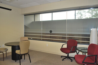 201 Aberdeen Pky, Peachtree City, GA à louer Autre– Image 2 sur 5