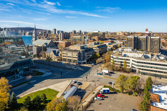 1717 Boul René-Lévesque E, Montréal, QC - VUE AÉRIENNE  vue de carte