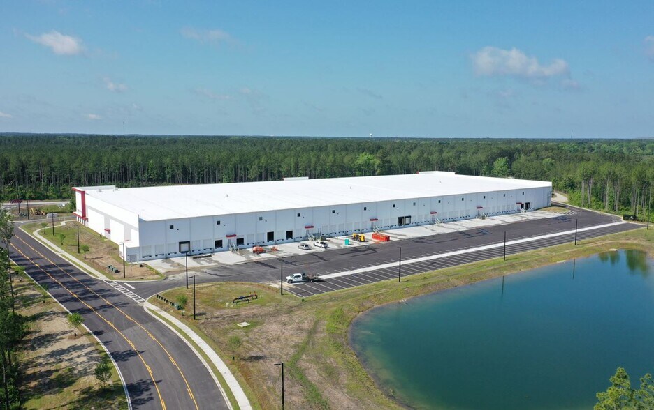 912 Autonomous Dr, Ridgeville, SC à louer - Photo de l’immeuble – Image 3 sur 3