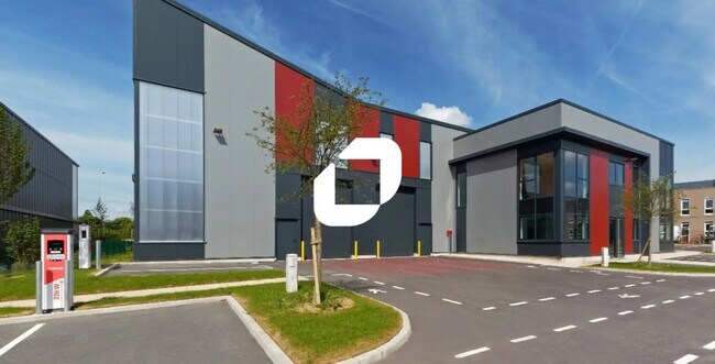 Plus de détails pour Bureau, Local d'activités à louer