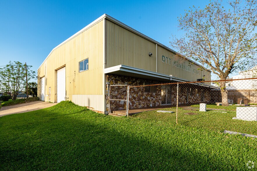 3928 Broadway St, Galveston, TX à vendre - Photo principale – Image 1 sur 2