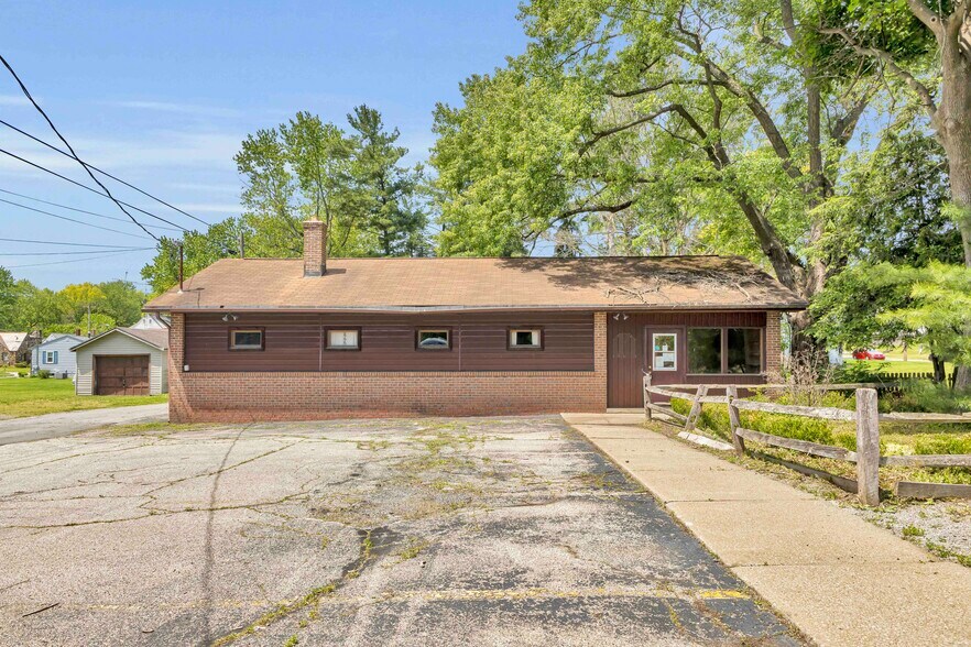 777 N Ellsworth Ave, Salem, OH à vendre - Photo de l’immeuble – Image 1 sur 14