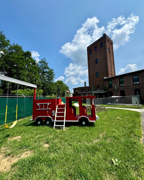 441 E Market St, York, PA à louer - Photo de l’immeuble – Image 3 sur 18