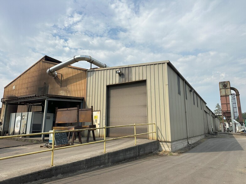 6160 S Whiskey Hill Rd, Hubbard, OR à louer - Photo principale – Image 1 sur 4