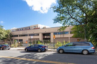 Plus de détails pour 1610 Bathgate Ave, Bronx, NY - Bureau, Industriel/Logistique à louer