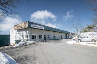 16 Beaver Brook Rd, Danbury, CT à vendre Photo intérieure– Image 2 sur 9