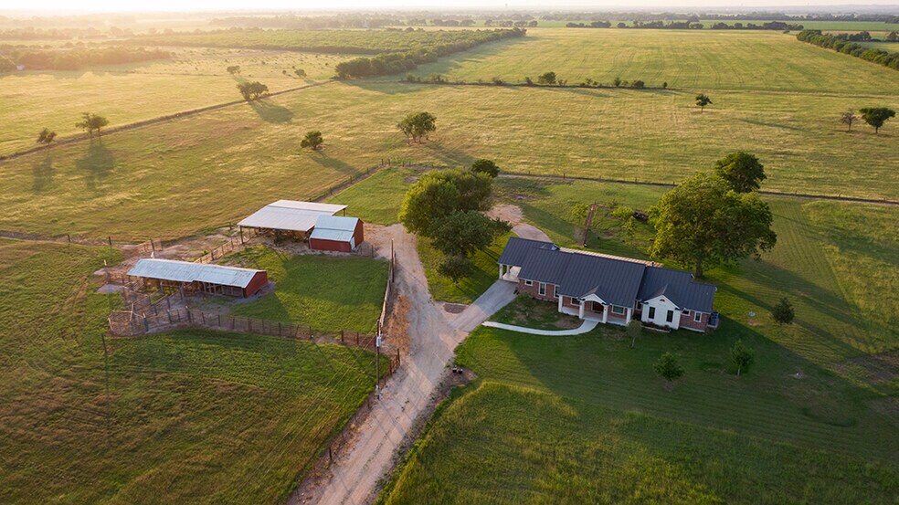 2420 Bolton Rd, Marion, TX à vendre - Photo de l’immeuble – Image 3 sur 10