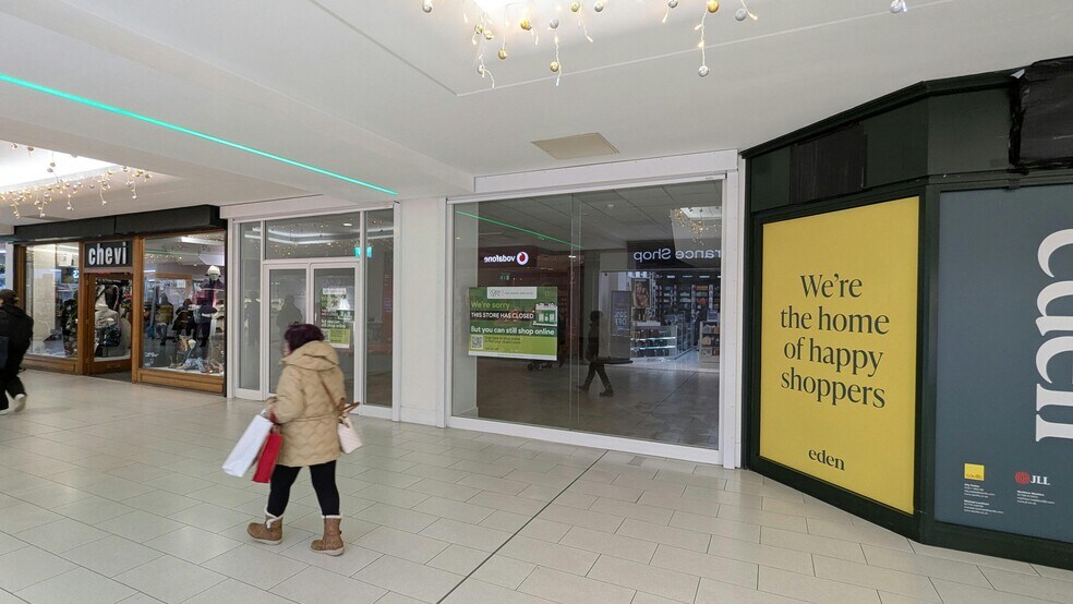Market Square Mall, High Wycombe à louer - Photo de l’immeuble – Image 2 sur 25