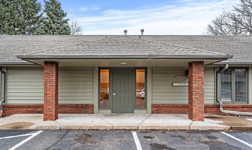 6240 NE Highway 65, Minneapolis, MN à vendre Photo principale– Image 1 sur 10