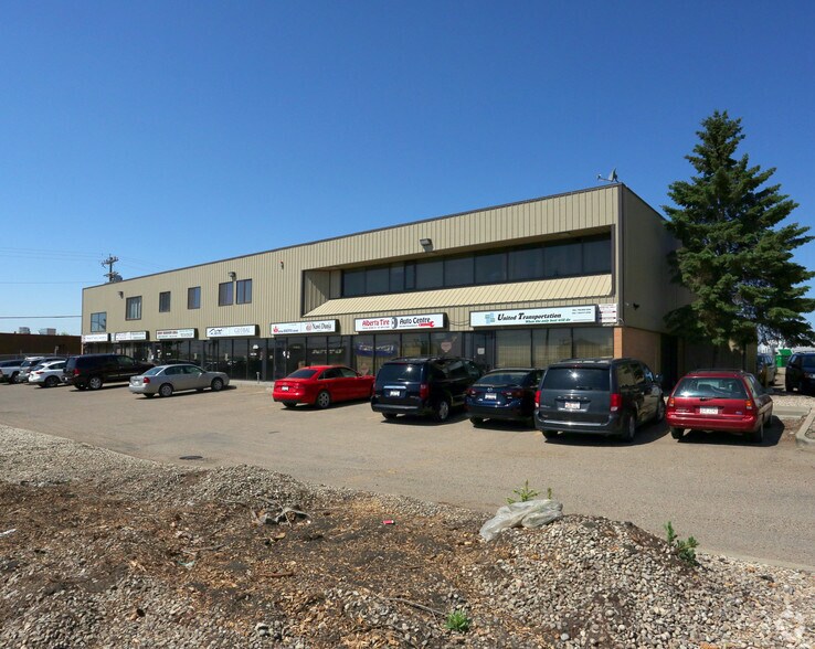 3444 93rd St NW, Edmonton, AB à louer - Photo de l’immeuble – Image 3 sur 3