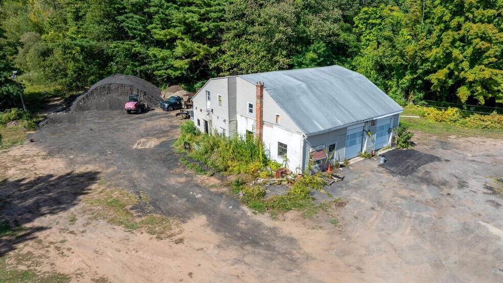 985 Hartford Tpke, Vernon, CT à louer - Photo de l’immeuble – Image 3 sur 25