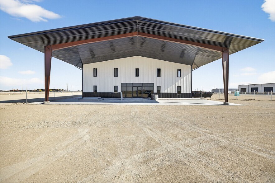 14761 W I-20, Odessa, TX à vendre - Photo de l’immeuble – Image 2 sur 55