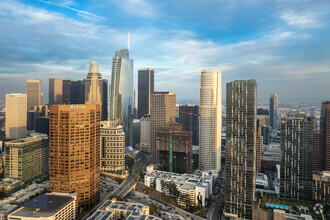 725 S Figueroa St, Los Angeles, CA - VUE AÉRIENNE  vue de carte