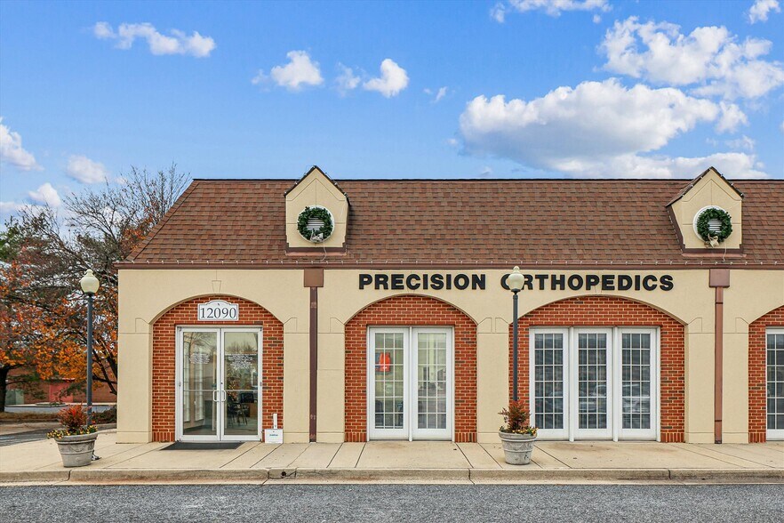 12090-12114 Old Line Ctr, Waldorf, MD à vendre - Photo de l’immeuble – Image 3 sur 9