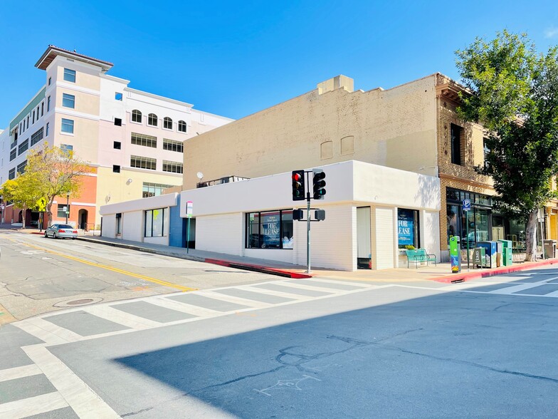 956 Monterey St, San Luis Obispo, CA à louer - Photo de l’immeuble – Image 3 sur 3