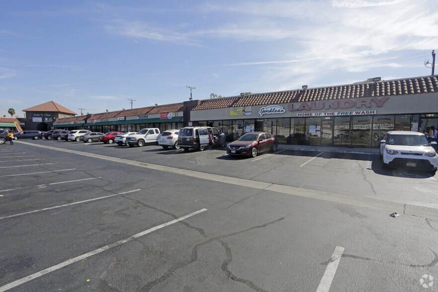 5936-5970 S Santa Fe Ave, Huntington Park, CA à louer - Photo de l’immeuble – Image 3 sur 5