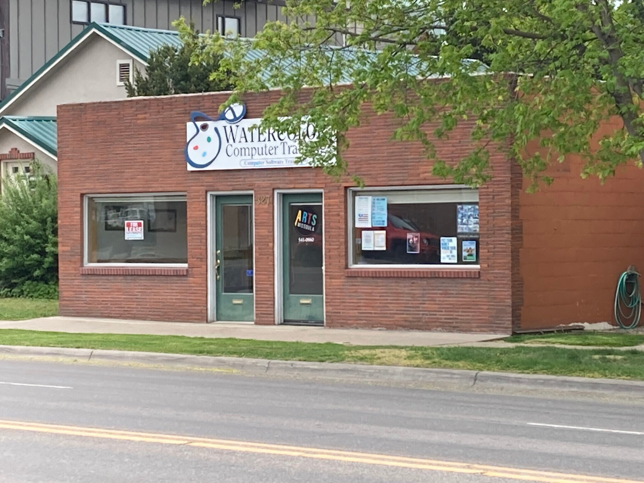 325-327 E. Broadway, Missoula, MT à louer Photo de l’immeuble– Image 1 sur 12