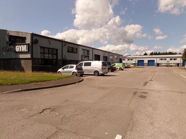 Kestrel Clos, Bridgend à vendre - Photo de l’immeuble – Image 2 sur 2