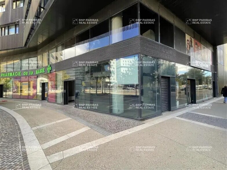 Local commercial dans Montpellier à louer - Photo de l’immeuble – Image 3 sur 17