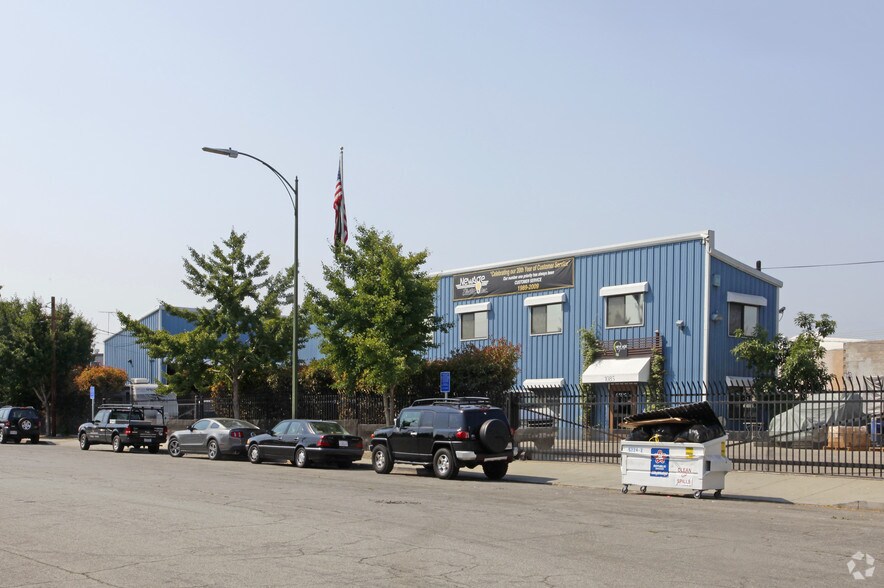1085 N 11th St, San Jose, CA à vendre - Photo de l’immeuble – Image 2 sur 4